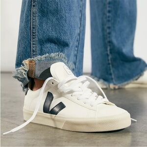 Veja Campo Sneakers in White & Black